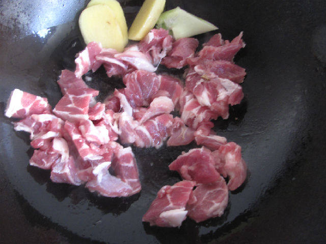 胡青萝卜羊肉汤步骤4