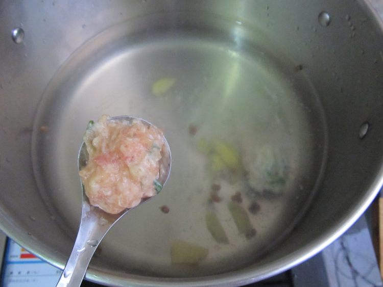 冬瓜肉丸汤步骤5