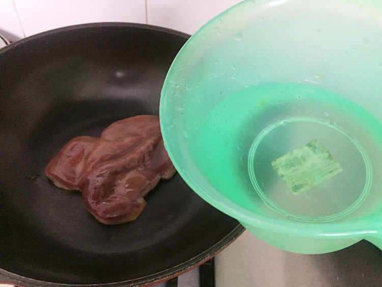 猪腰瘦肉汤步骤6