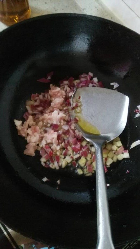 洋葱玉米瘦肉羹步骤3