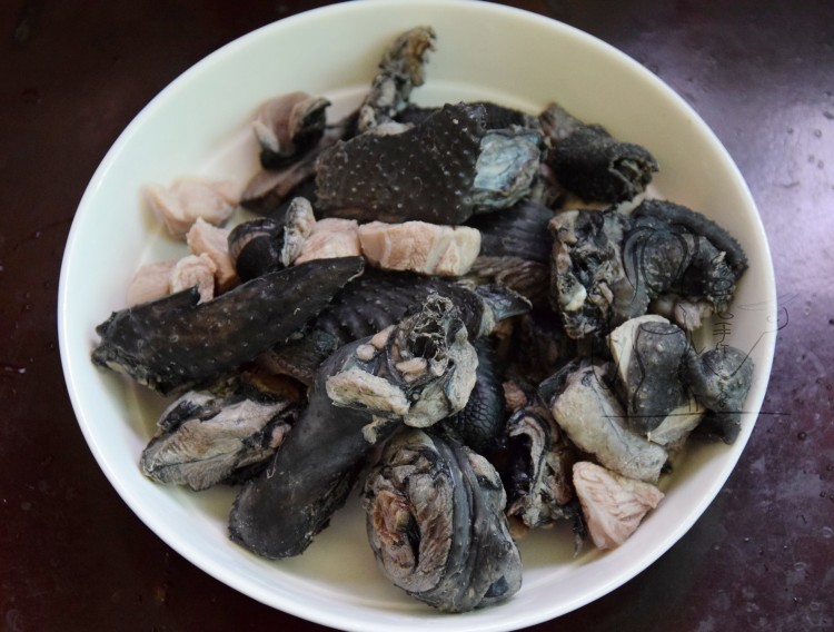 黑豆木耳乌鸡汤步骤4