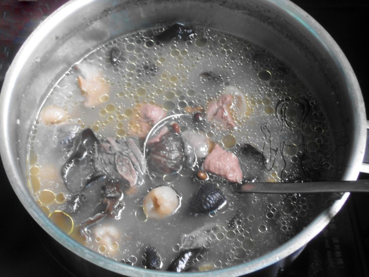 黑豆木耳乌鸡汤步骤7
