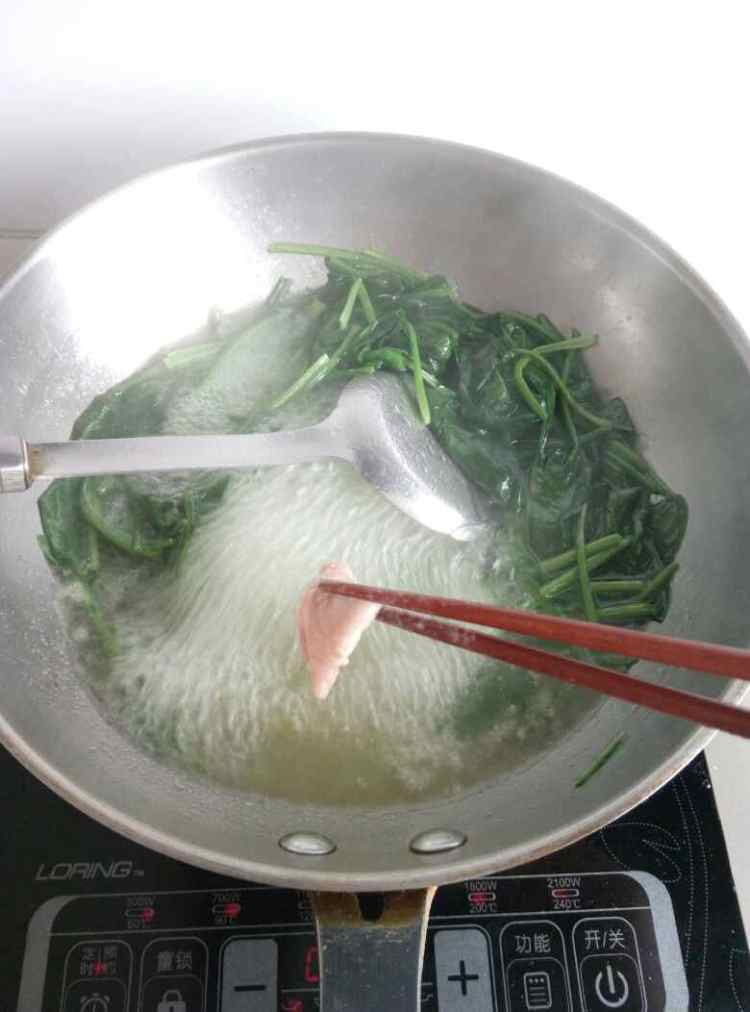 嫩肉菠菜汤步骤6