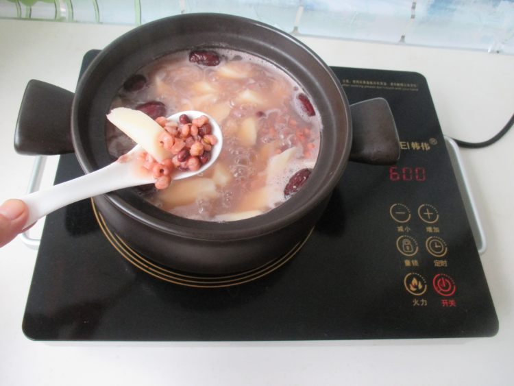 红豆薏米山药汤步骤7