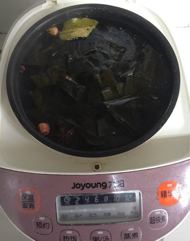 海带猪骨汤步骤4