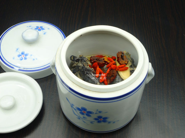 乌鸡汤步骤3