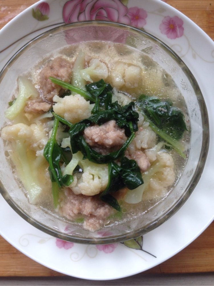 肉丸菠菜汤步骤8