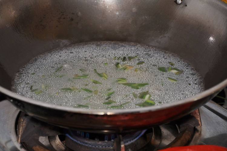 冬瓜淡菜汤步骤7