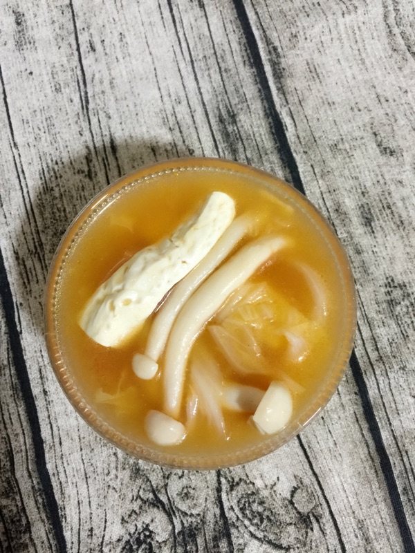 西红柿白菜豆腐汤步骤16