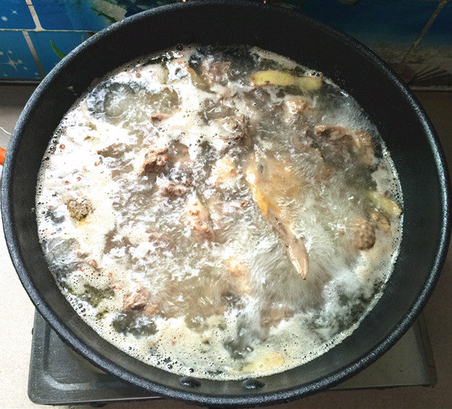 青萝卜煲老鸭汤步骤4