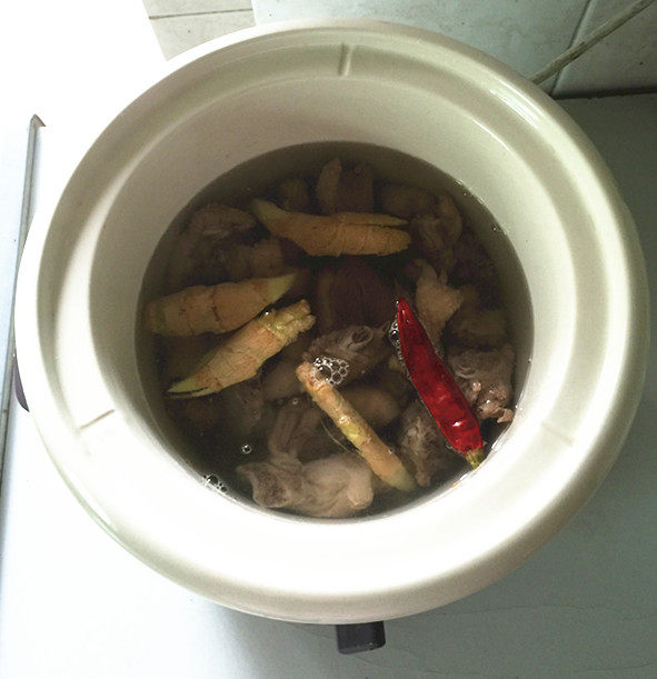 青萝卜煲老鸭汤步骤8