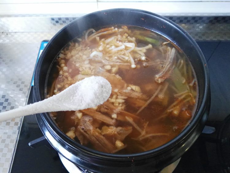 韩国辣牛肉汤步骤12