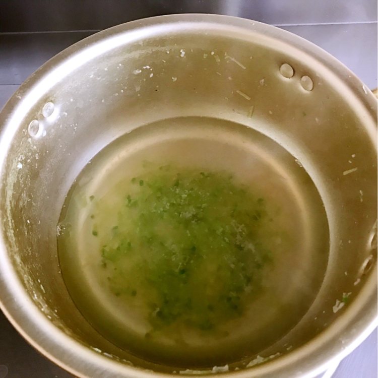 萝卜丝皮皮虾丸汤步骤5