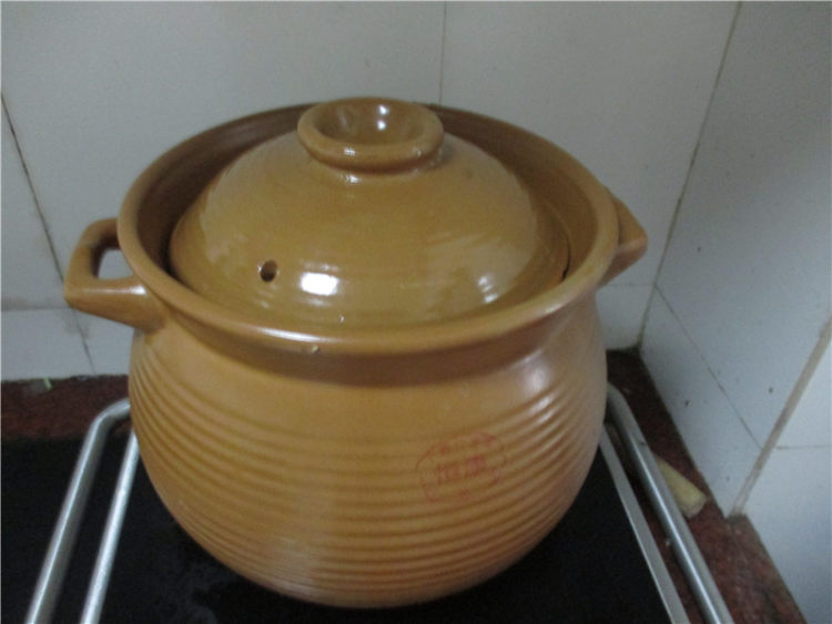 玉米淮山茯苓汤步骤9