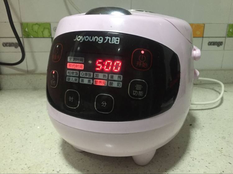 桂圆红枣莲子糖水步骤5