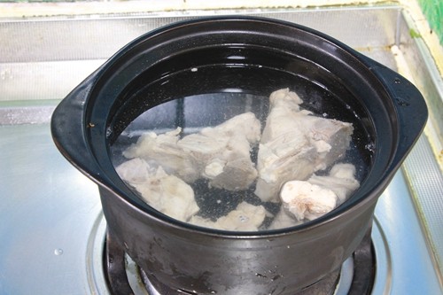 黄豆陈皮骨头汤步骤5