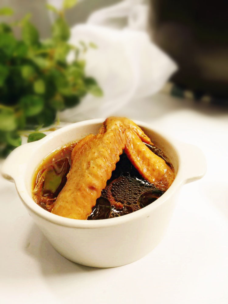 砂锅虫草花炖鸡步骤5
