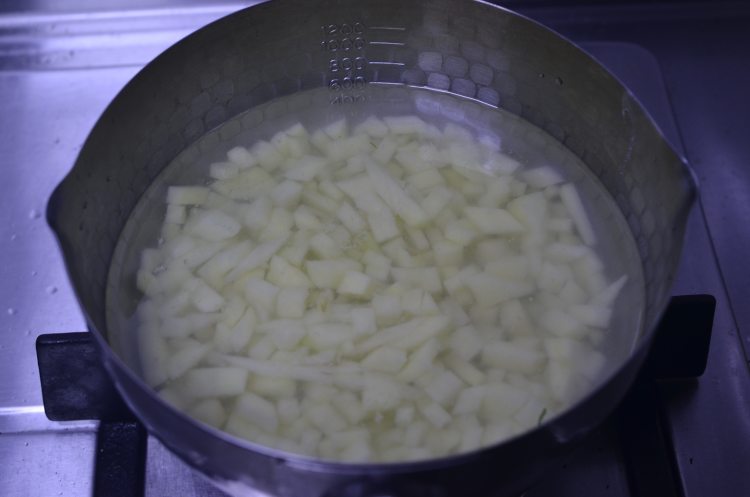 全世界最简单的土豆浓步骤3