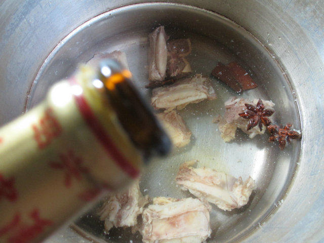 牛排骨粉丝汤步骤4