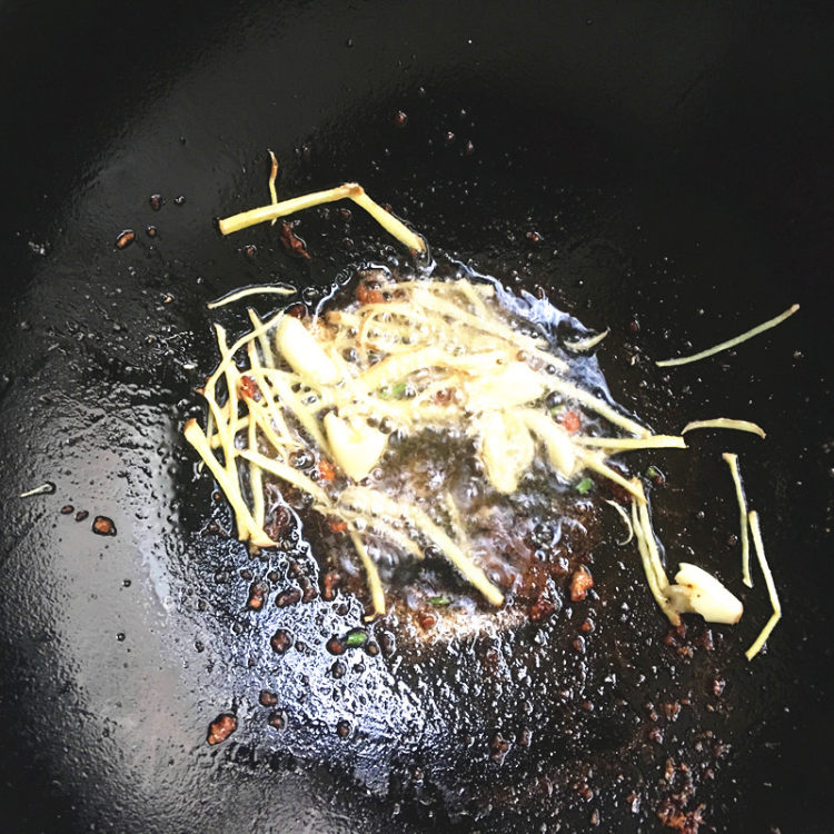广南酸汤粉步骤7