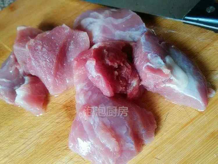 青菜肉圆汤步骤1