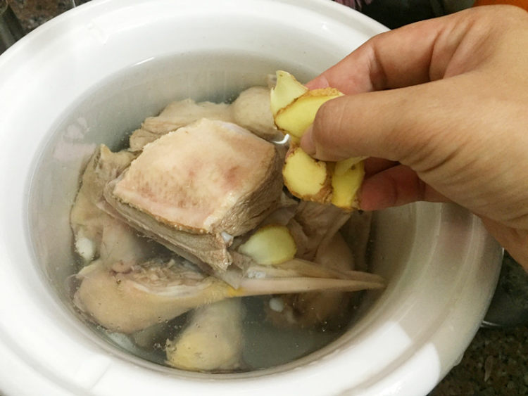 玉竹虫草花老鸭汤步骤8
