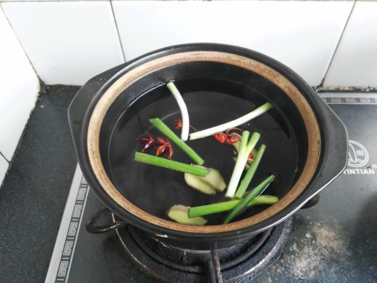 黄豆煲猪蹄步骤3