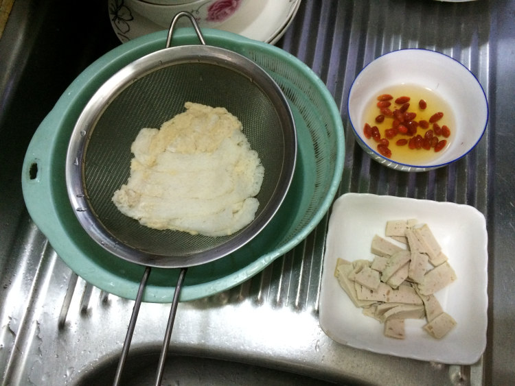 清鸡汤竹笙步骤3