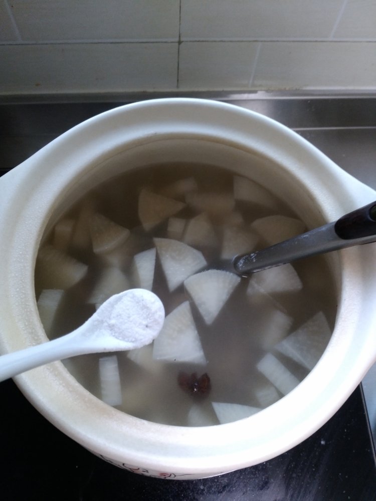 白萝卜牛肉汤步骤7