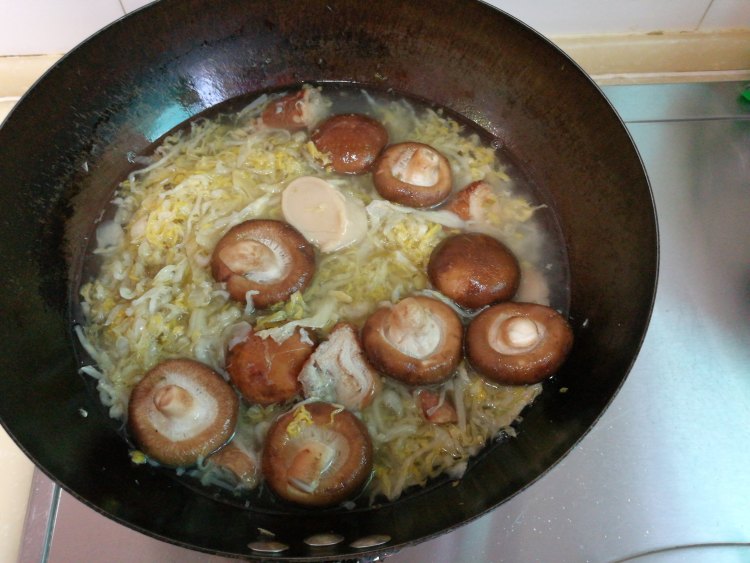 酸菜炖大肠步骤9