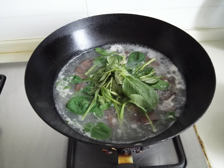 肉圆猪血汤步骤5