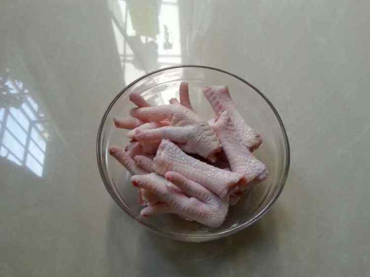 双豆鸡脚汤步骤1