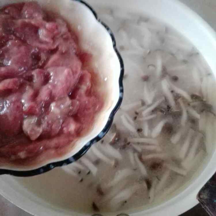 蟹味菇牛肉汤步骤7