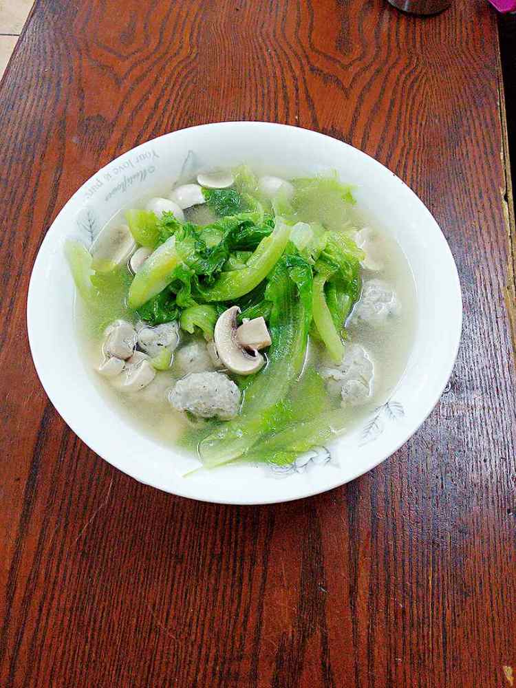 口蘑生菜鱼丸汤步骤8