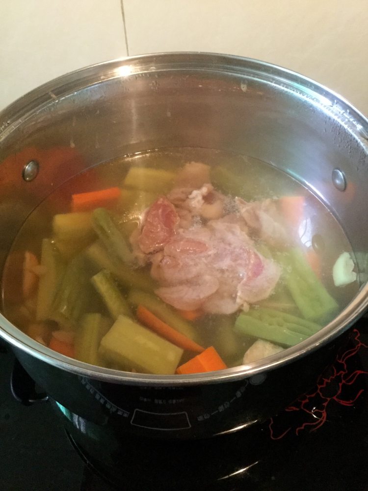 苦瓜瘦肉汤步骤5