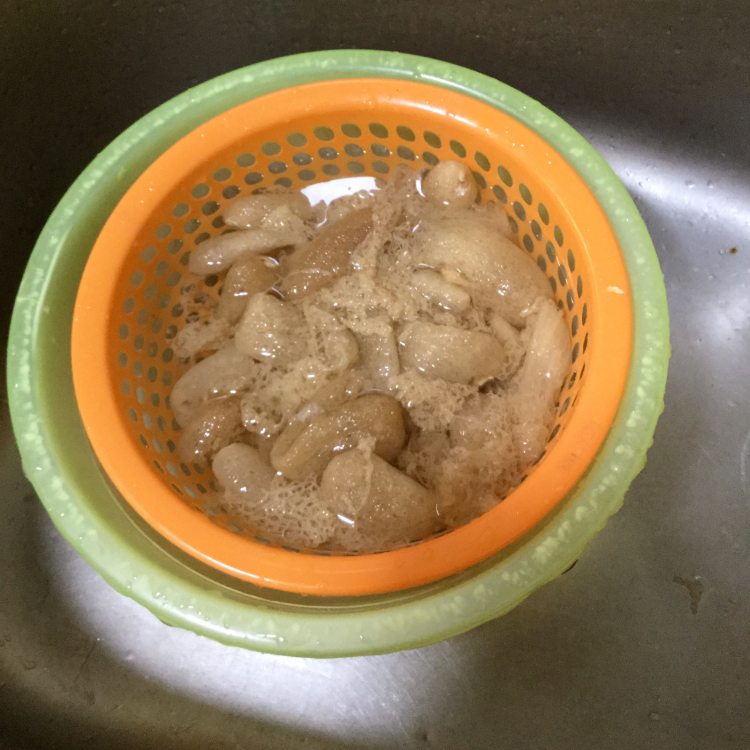 丝瓜竹笙浸肉丸步骤4