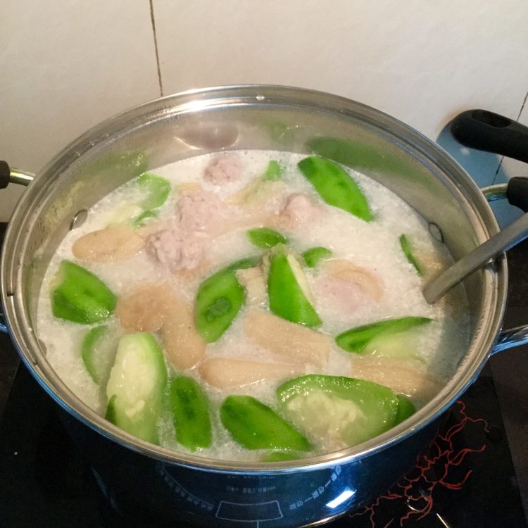 丝瓜竹笙浸肉丸步骤15