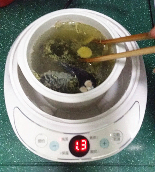 乌骨鸡汤步骤7