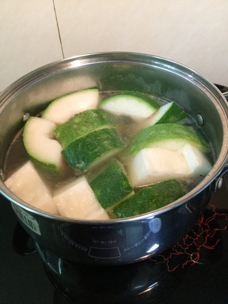 冬瓜乌鸡汤步骤8