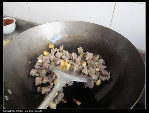 咖喱牛腩饭步骤7