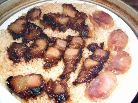 酱肉煲仔饭步骤3