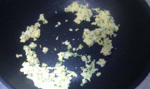 香肠蛋炒饭步骤4