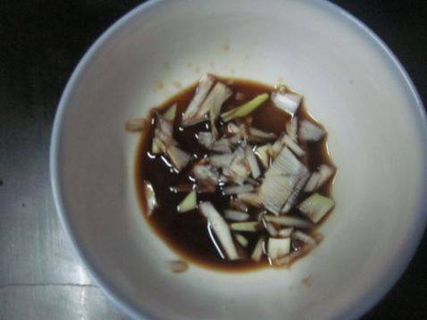 糖醋排骨饭步骤1