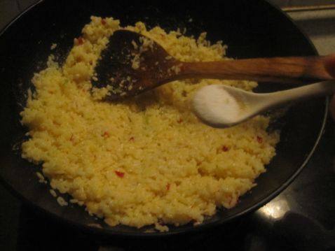 金包银蛋炒饭步骤5