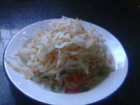 虾皮豆仁炒饭步骤1