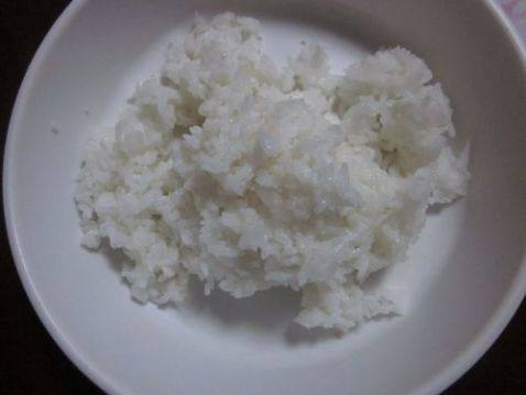辣白菜炒饭步骤2