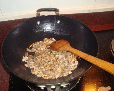 鹅肉炒饭步骤6