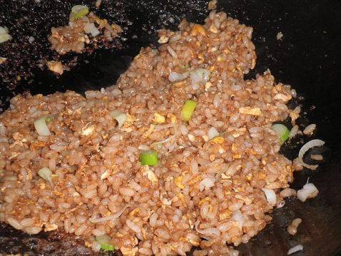 酱油炒饭步骤11