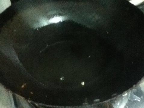 腊肠蛋炒饭步骤2