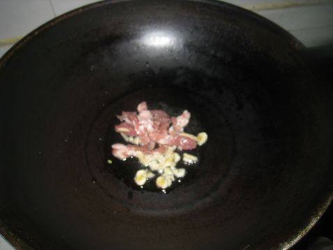 番茄蘑菇伴饭步骤3